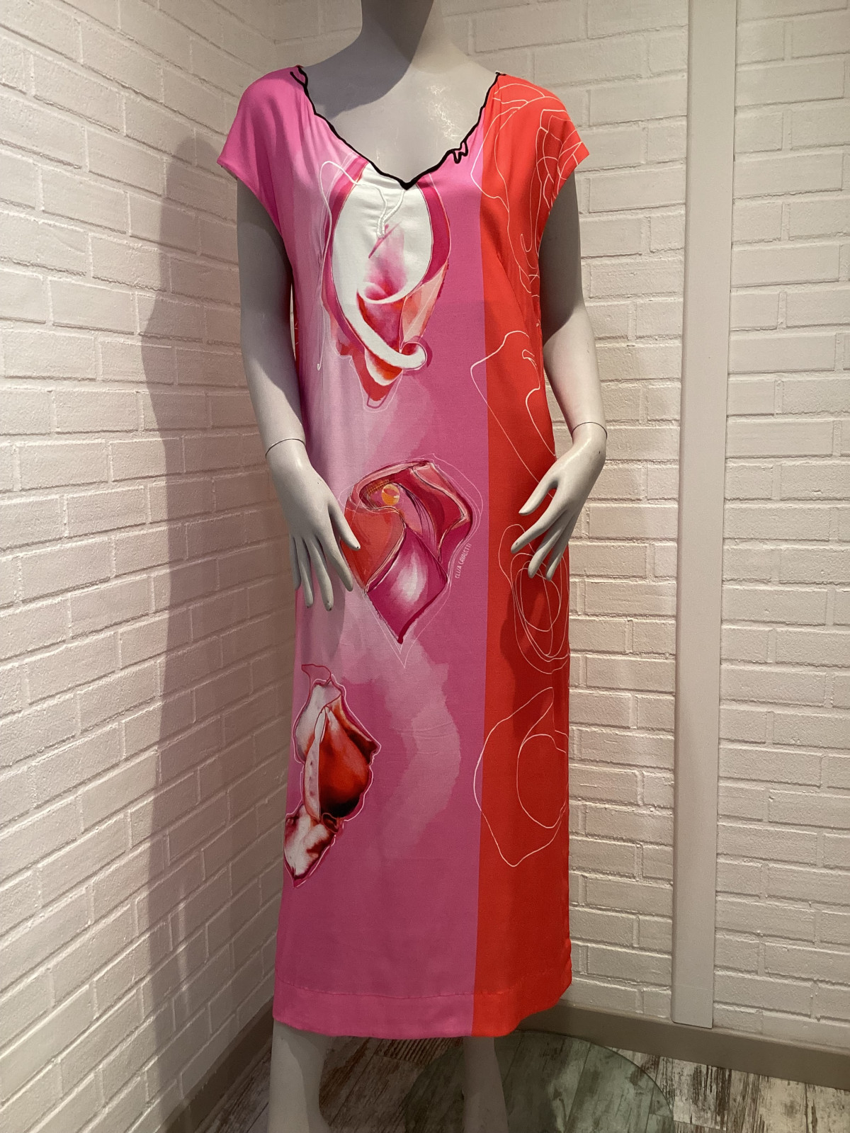 Robe longue droite imprimée rouge rose