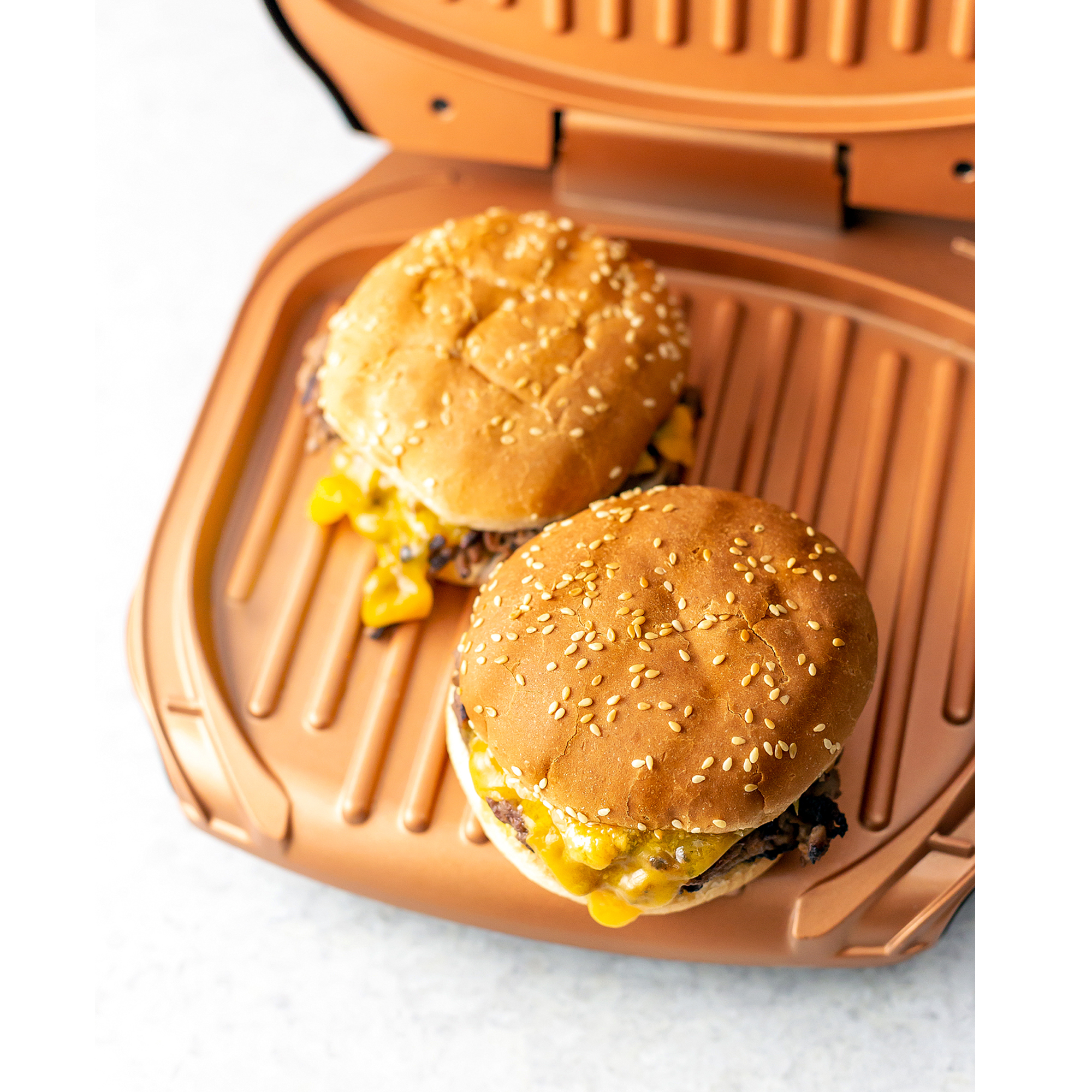 gotham-grill-electrique-ceramique-titane-burger