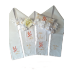 box écharpes de baptême parrain marraine avec coussin et sachets