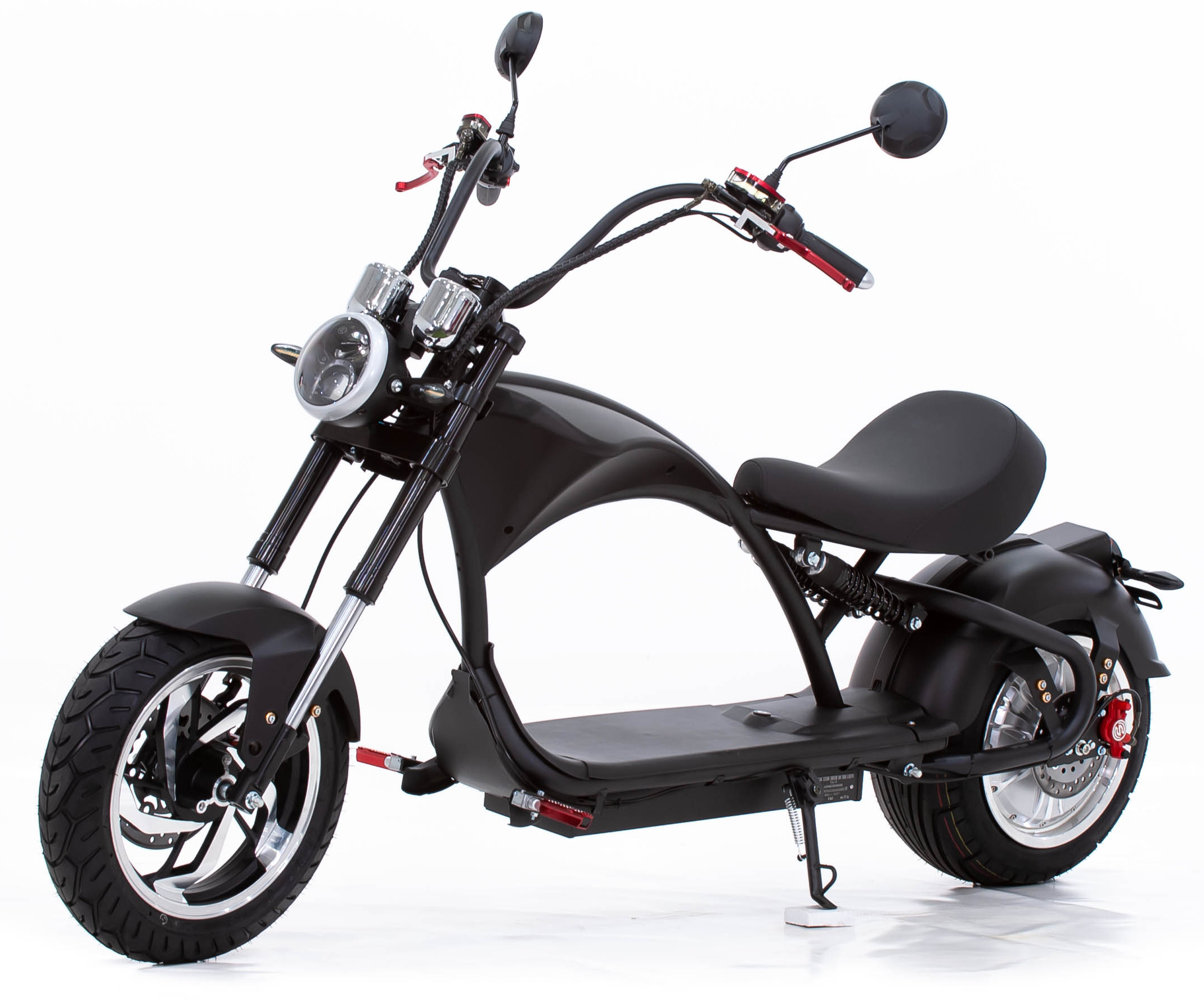 Scooter 125 noir + accessoires 2700€ 