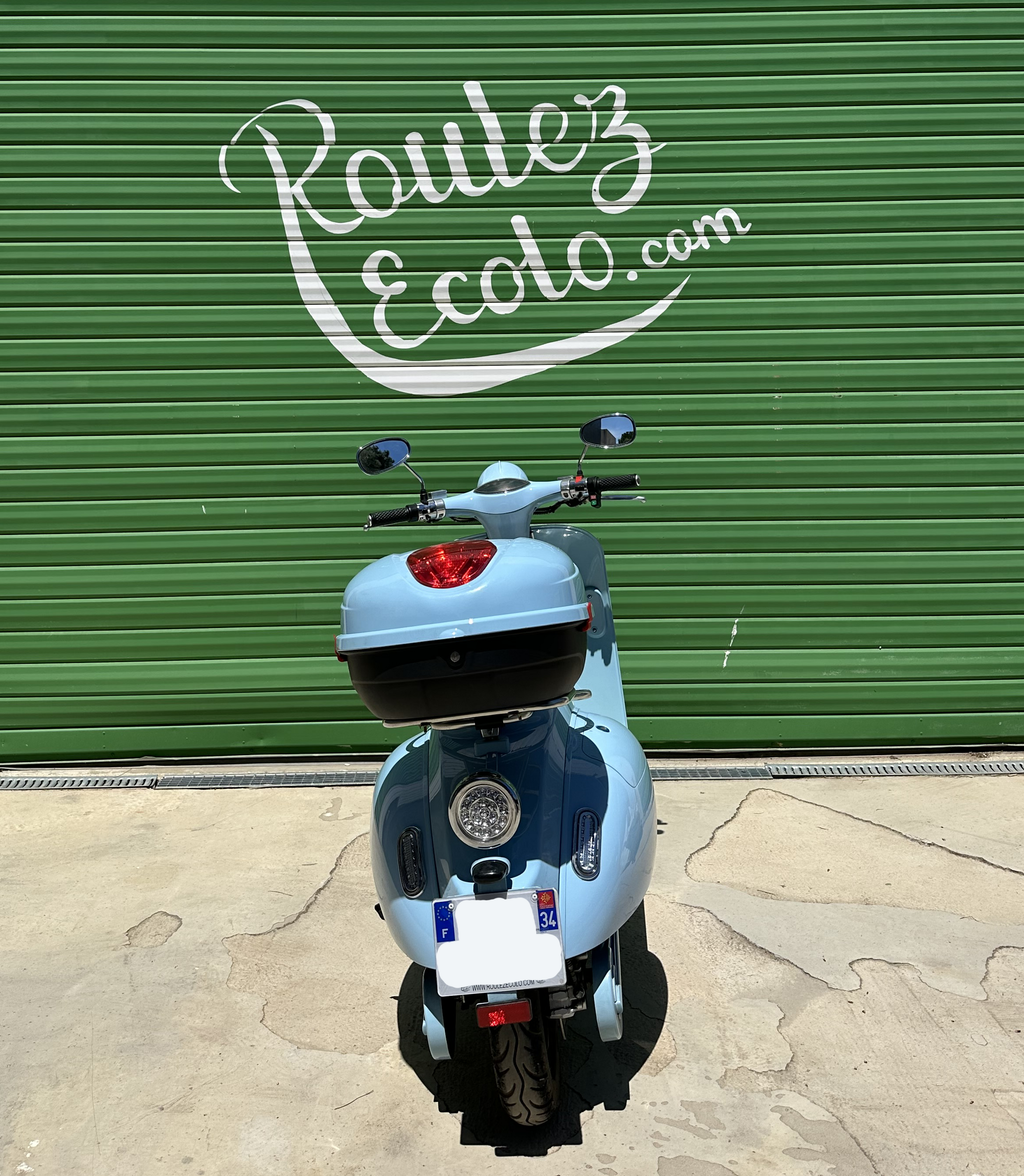 scooter-electrique-lycke-retro50-occasion-vue-arriere