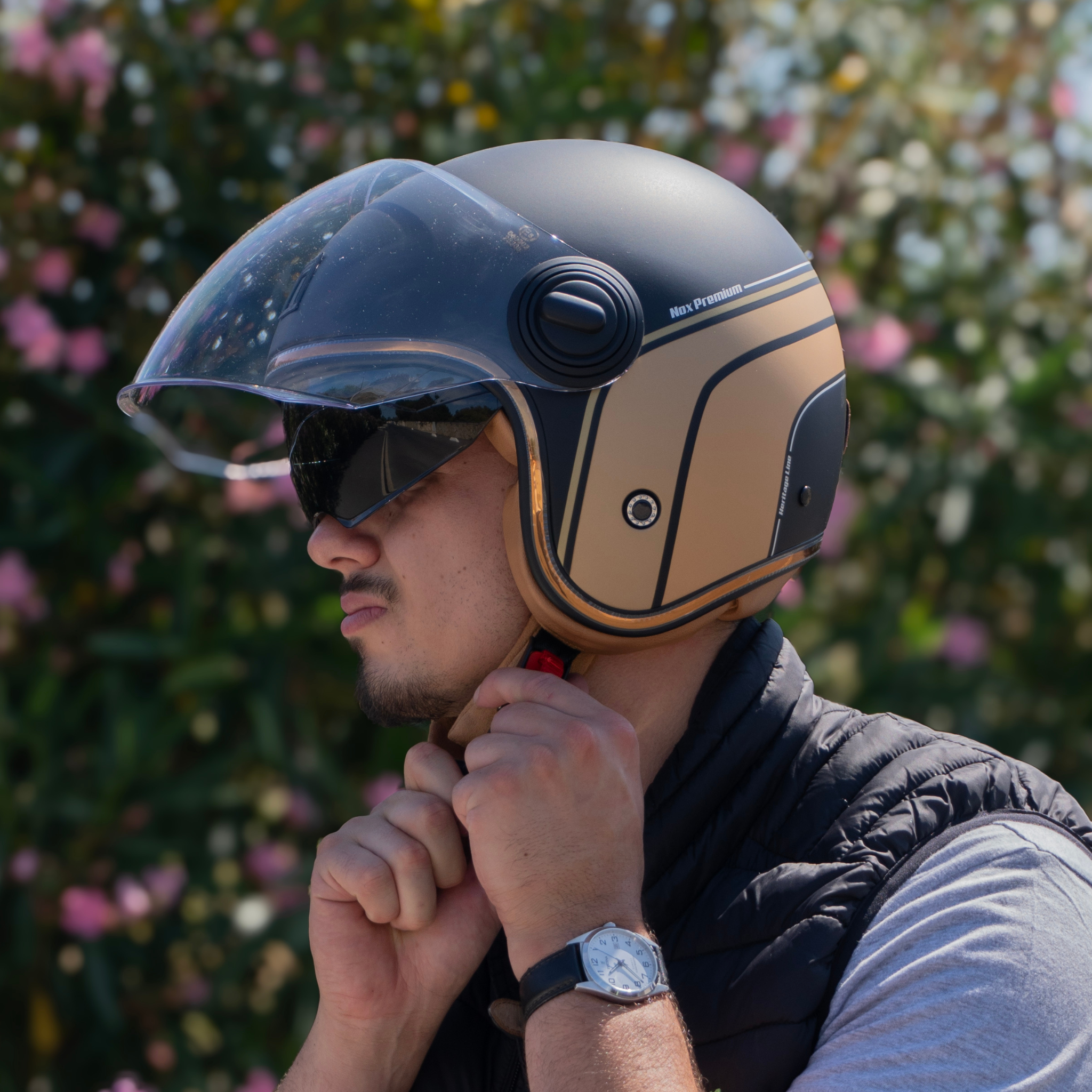 Casque-Jet-Heritage-Line-NOX-Noir-or-homologue