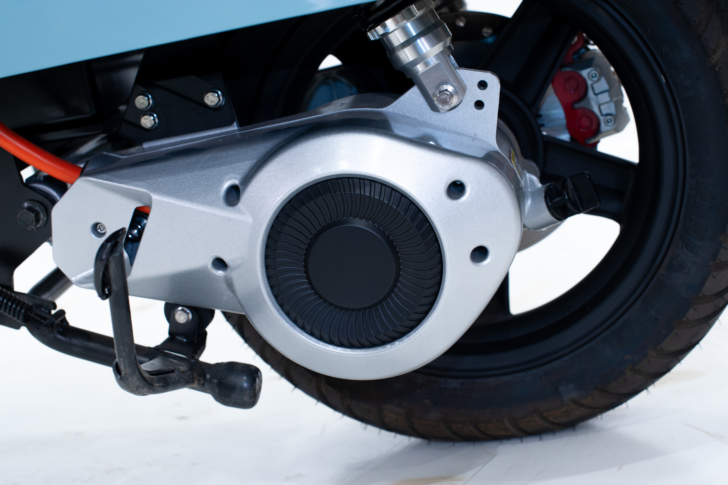 moteur-5000-watts-scooter-electrique-lycke-retro90
