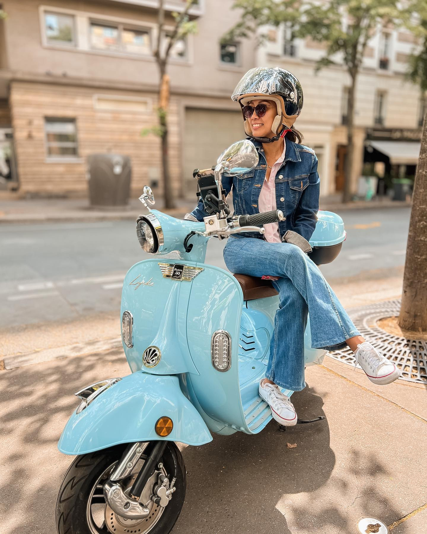 Scooter électrique LYCKE Retro50 bleu