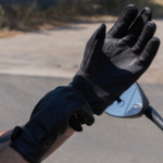 gant-gauche-moto-homologue-ce