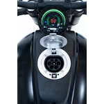 prise-recharge-moto-electrique-lycke-apache