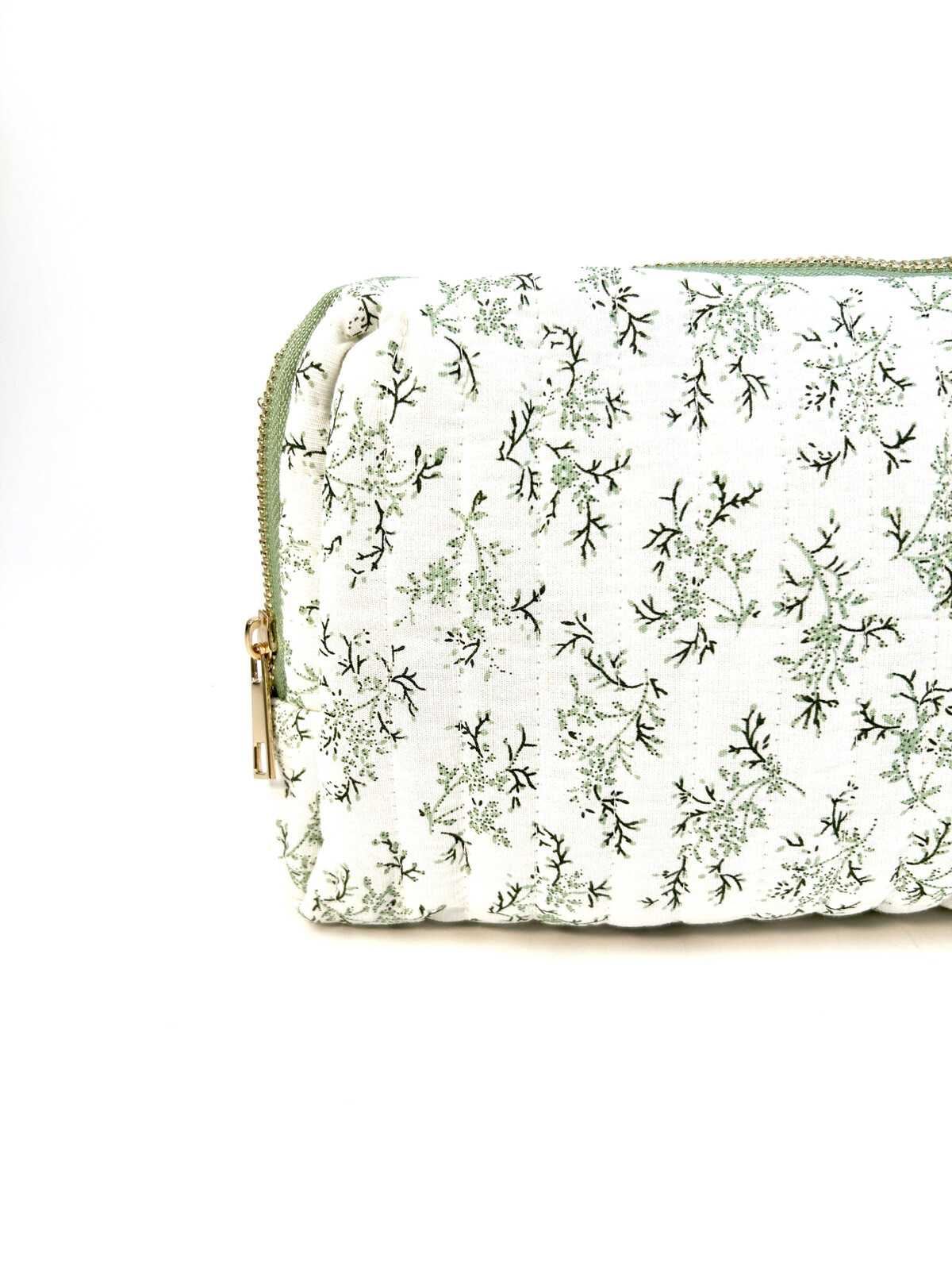 trousse-de-toilette-en-coton-matelassee-printaniere-motif-fleuri-vert-pastel_vert_67ef989fd6812