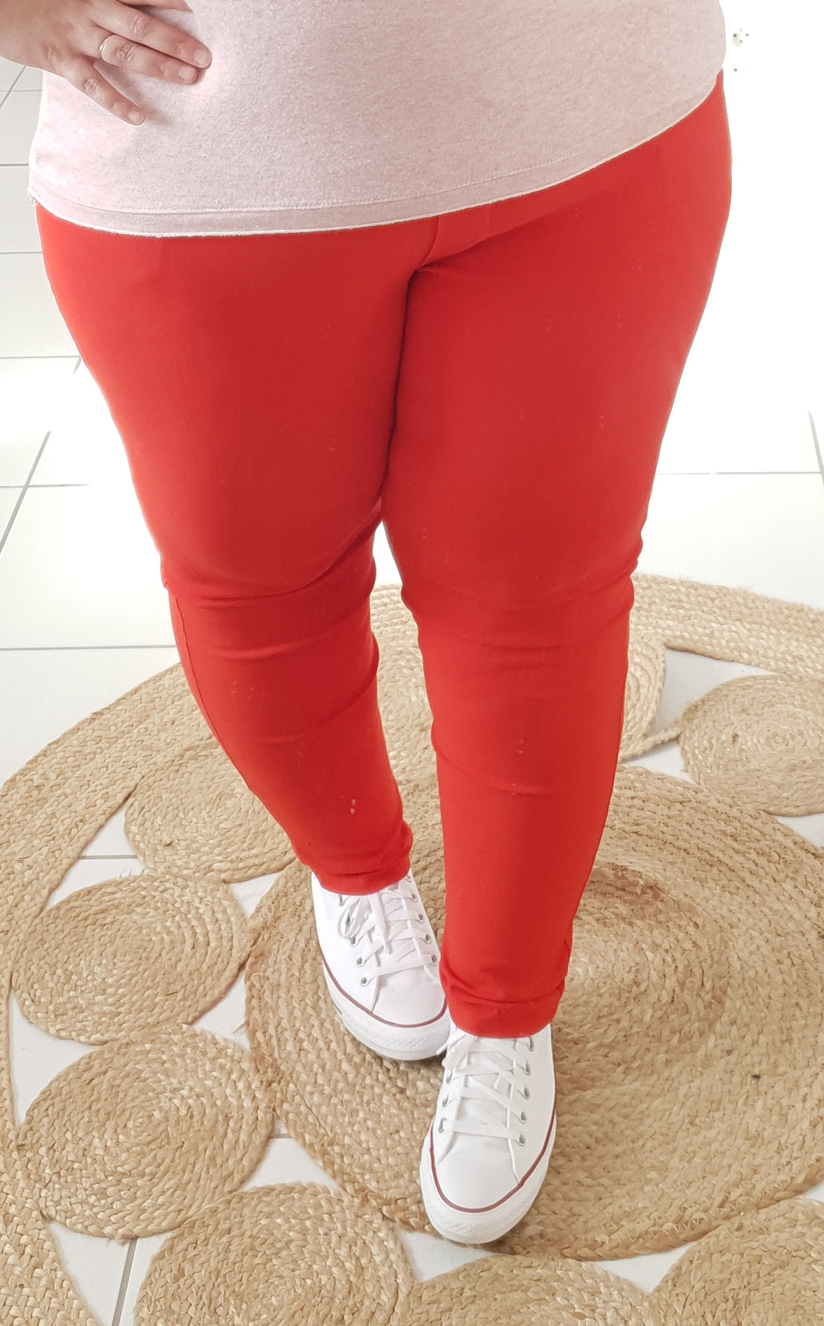 Le pantalon stretch printannier rouge - C MELODIE -Taille unique (46/52)