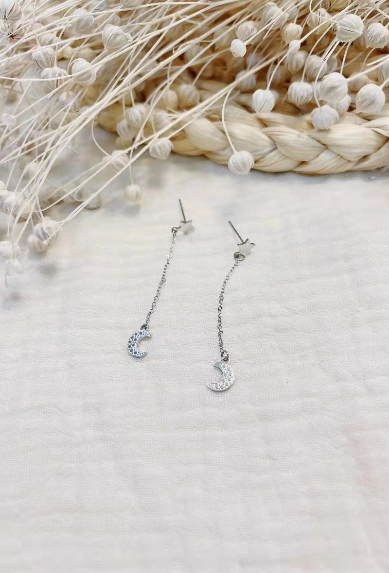 lolilota-boucle-doreille-pendant-lune-etoile-silver-1