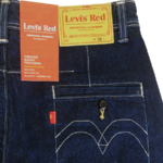 Levis Red 5