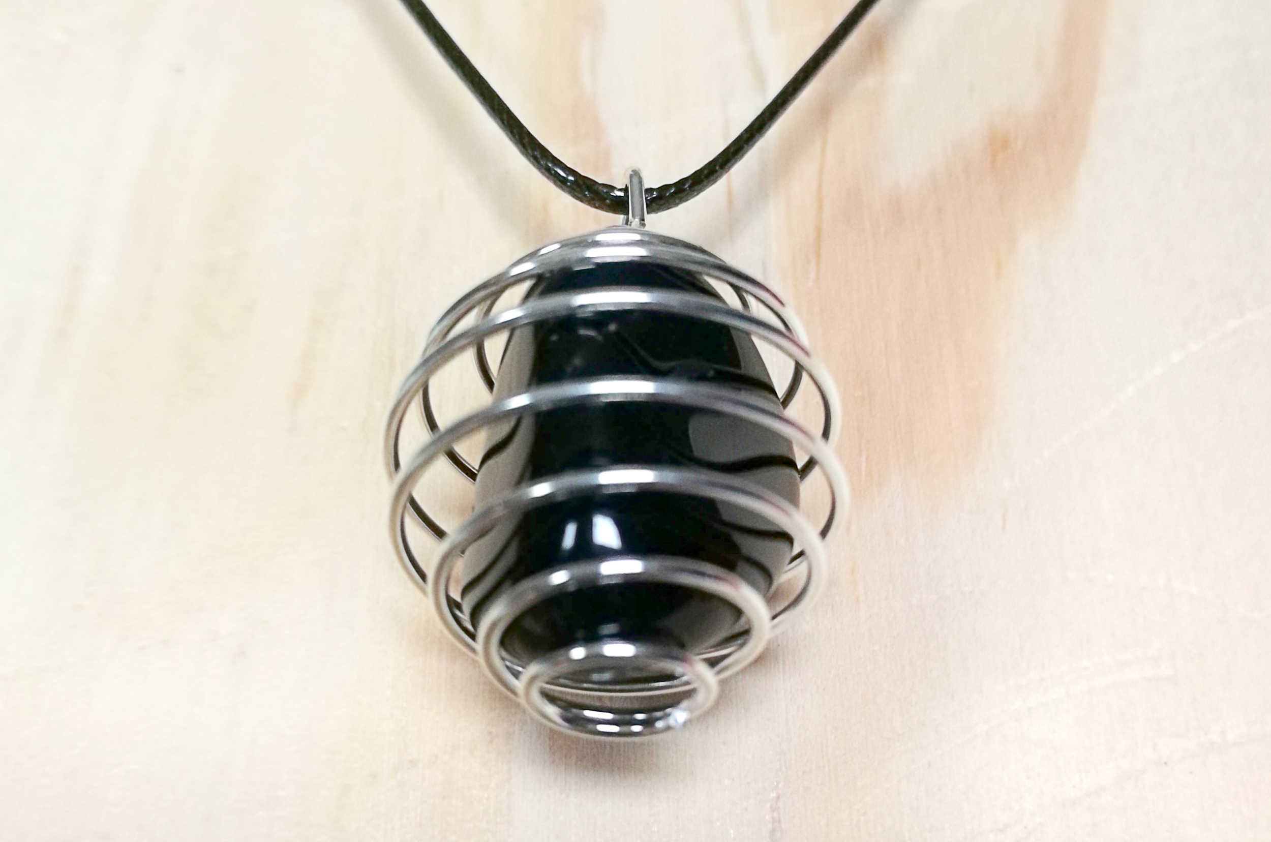 PPierre Spirale Obsidienne Noire