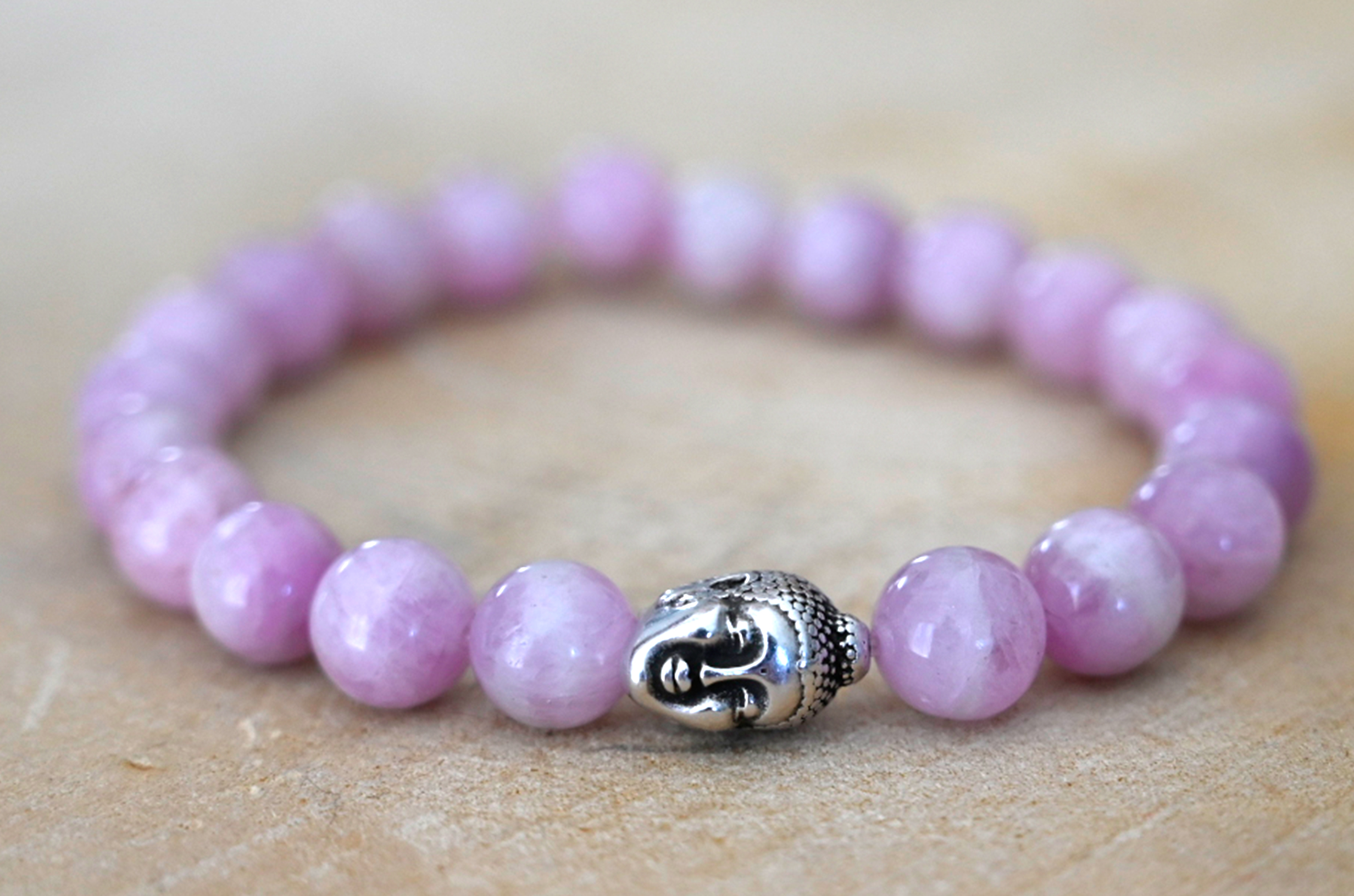 Kunzite Bouddha