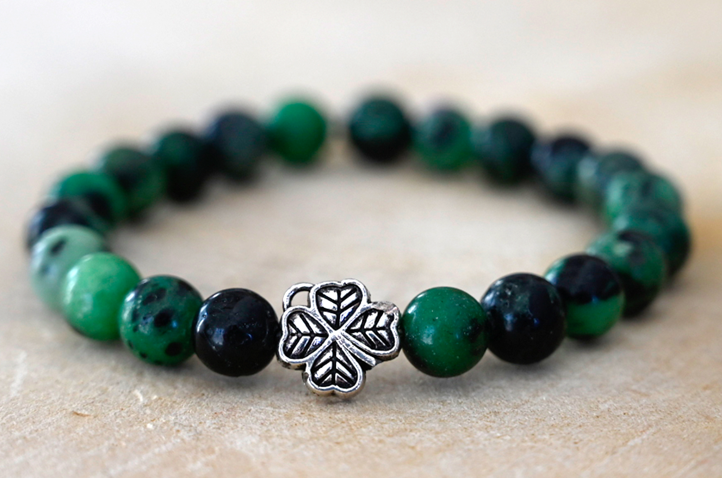 Rubis Zoisite Treffle