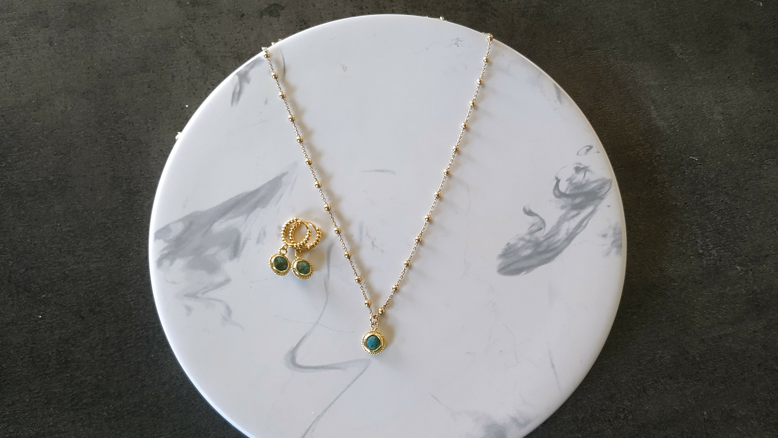 Collier pierre naturelle turquoise
