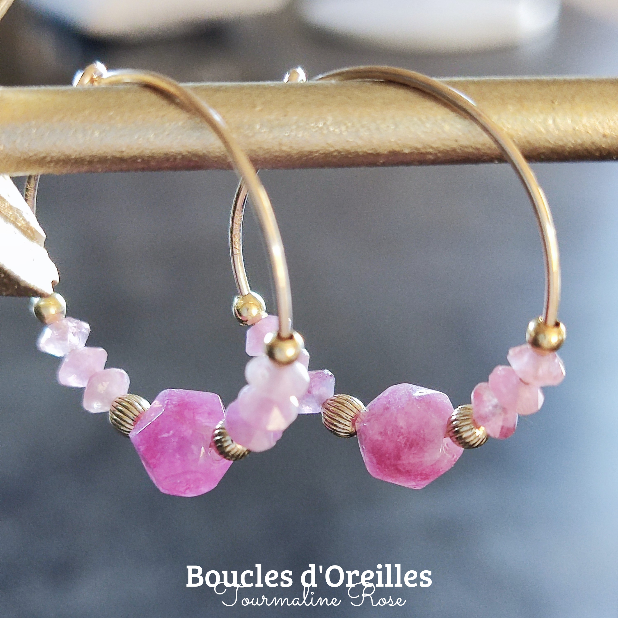 Boucles doreilles pierre naturelle tourmaline