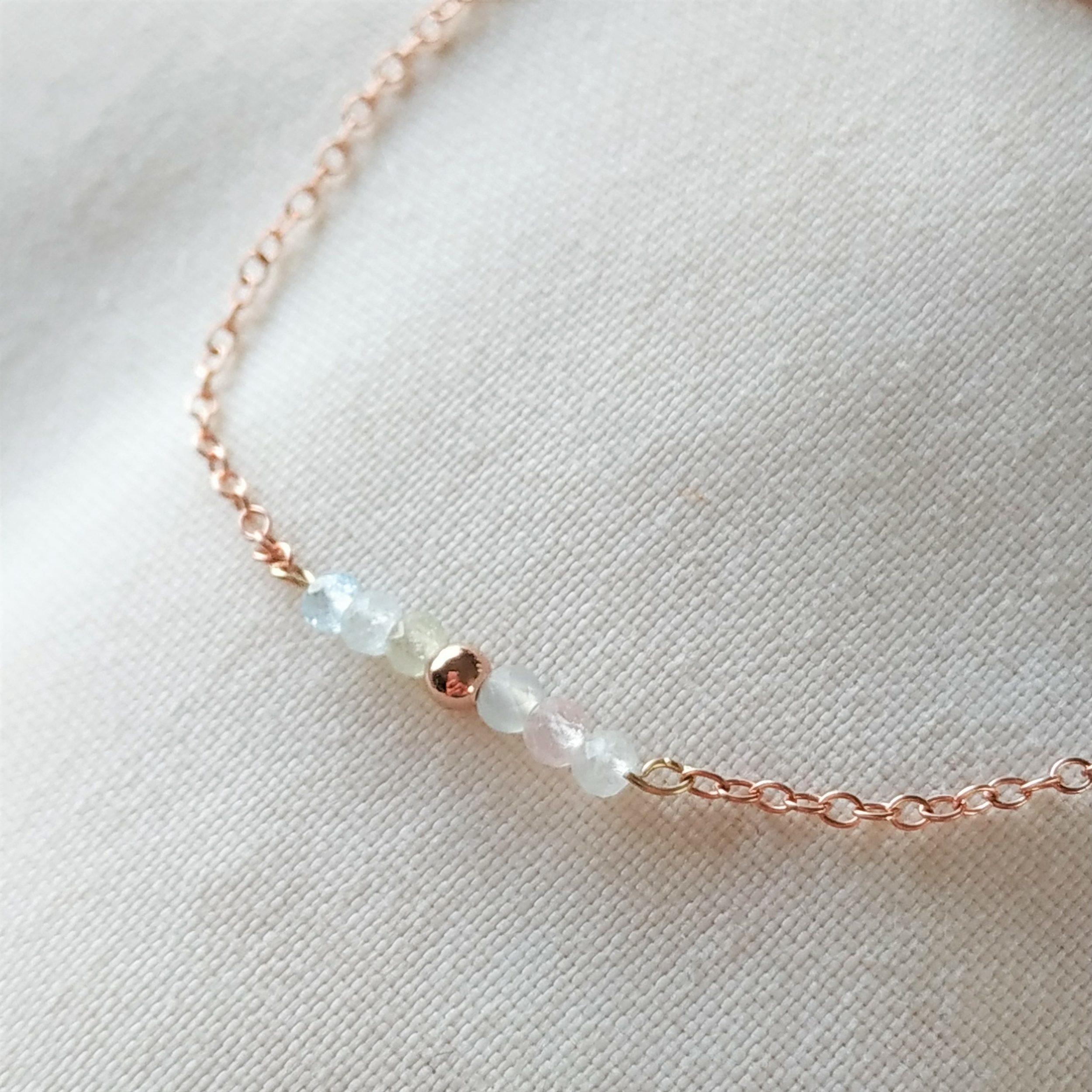 bracelet pierre de naissance Morganite or rose  gold filled