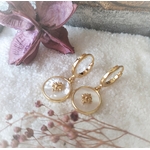 Boucles doreilles nacre rond et mini créoles