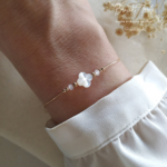 Bracelet Tréfle en Nacre et Pierre de Lune-Pierre de Naissance-Idée cadeau femme noel