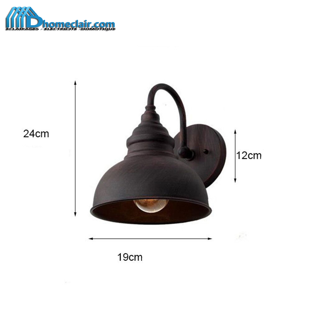 applique-murale-exterieure-retro-lampe_main-4