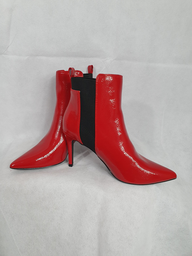 bottine rouge petit talon