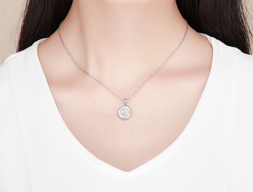 collier arbre de vie nacre porte