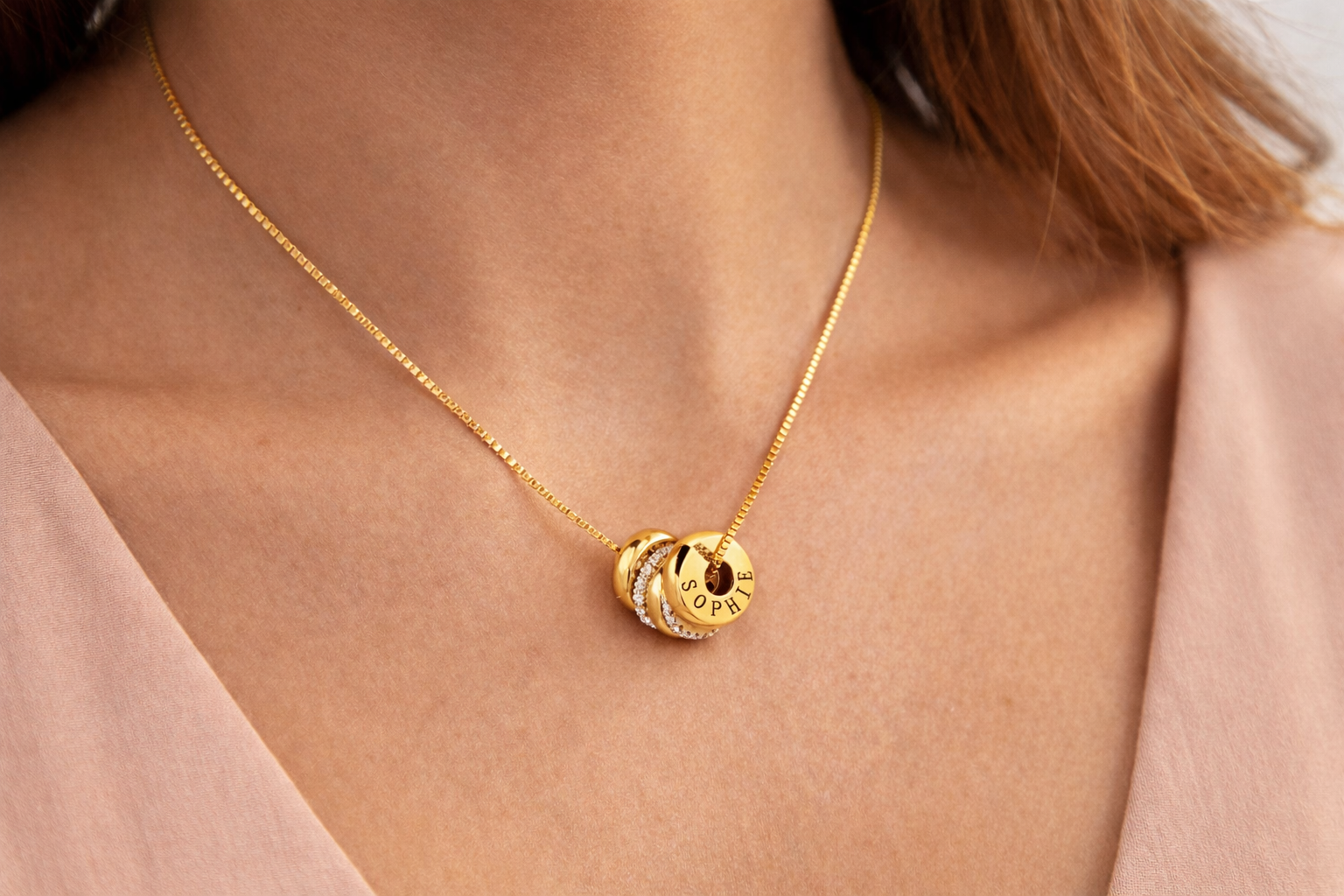 collier arbrobijoux breloque porté