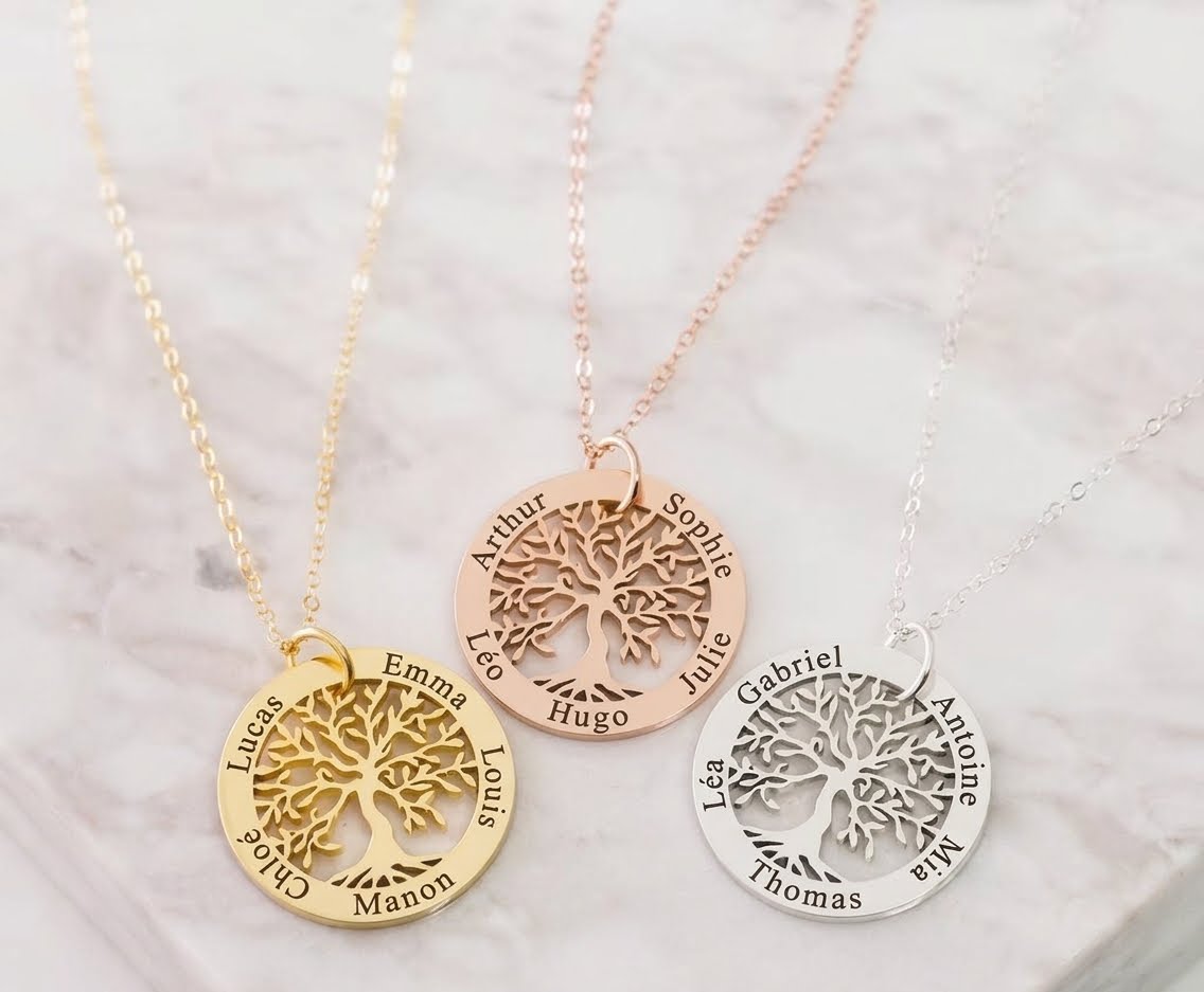 Collier arbre de vie prénoms gravés en trois coloris : doré, or rose et argenté