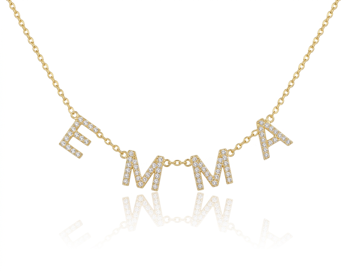 Collier personnalisé initiale en zirconium or, lettres serties de cristaux