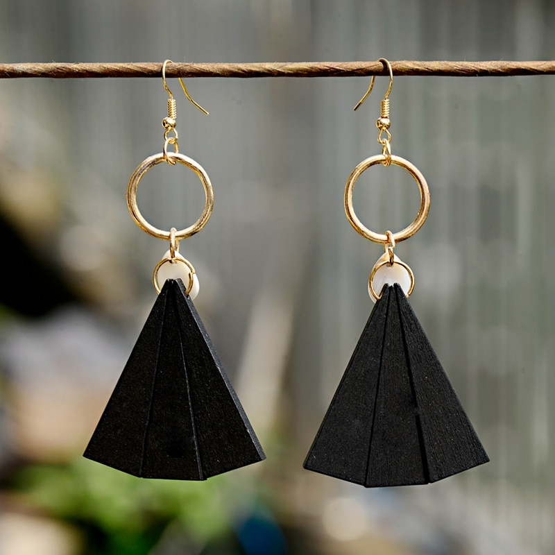boucles doreilles pendantes en bois style éventail