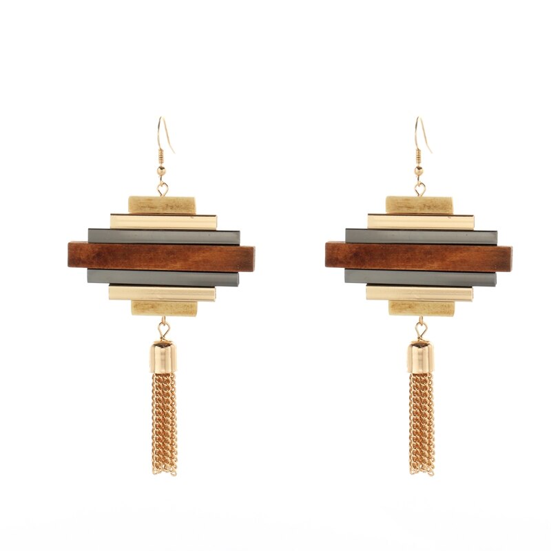 boucles-d-oreilles bois pyramide pendantes