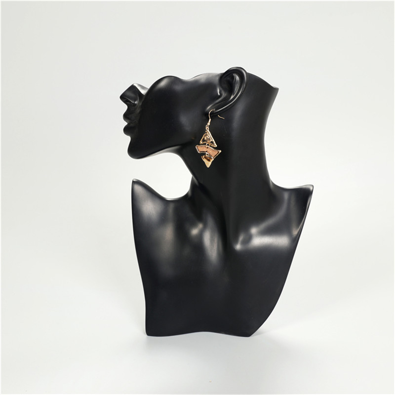 boucles doreilles pendantes bois et métal losange