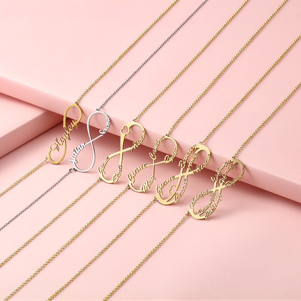 Collier infini prénoms personnalisés, finition argent