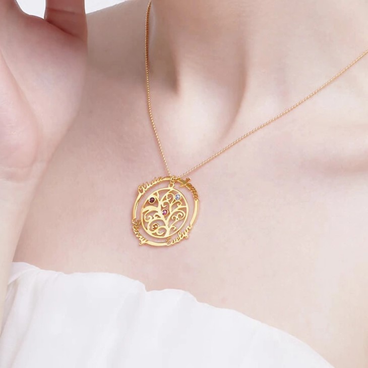 Collier personnalisé prénoms or