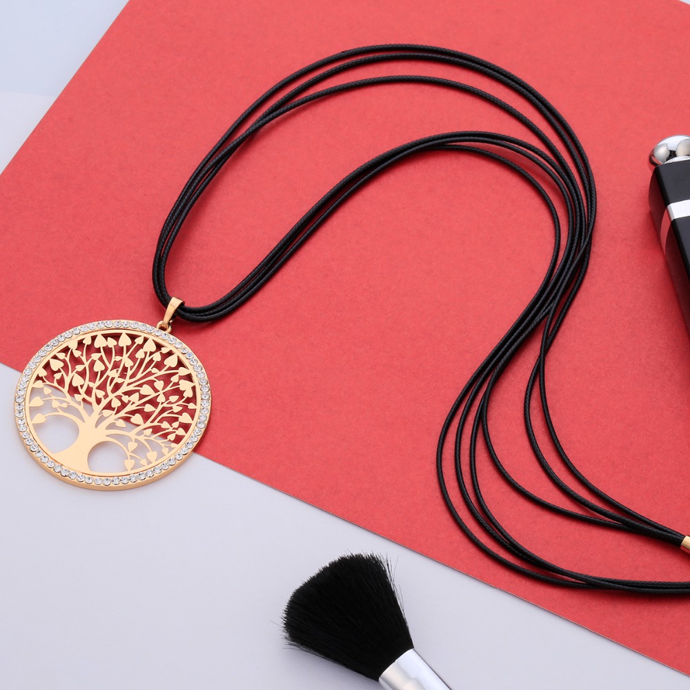 collier arbre de vie avec cordon noir et strass