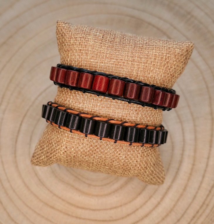 Bracelet homme tendance en bois