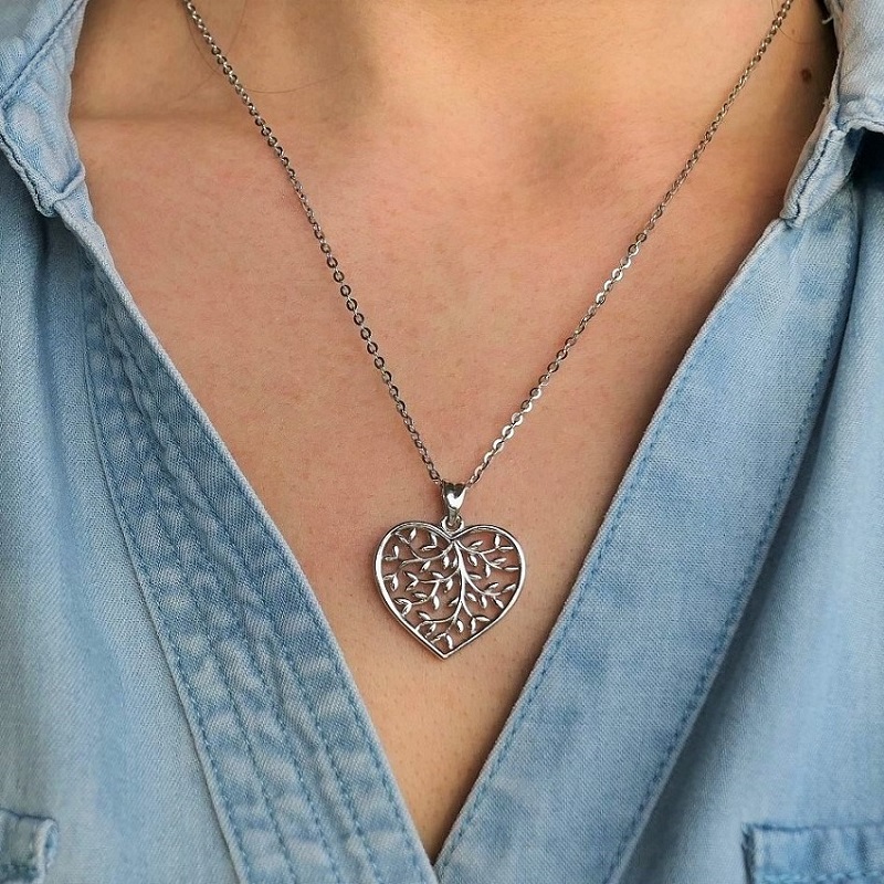 Pendentif Cœur Argenté Arbre De Vie En Acier Inoxydable Avec Chaîne Coton Offerte