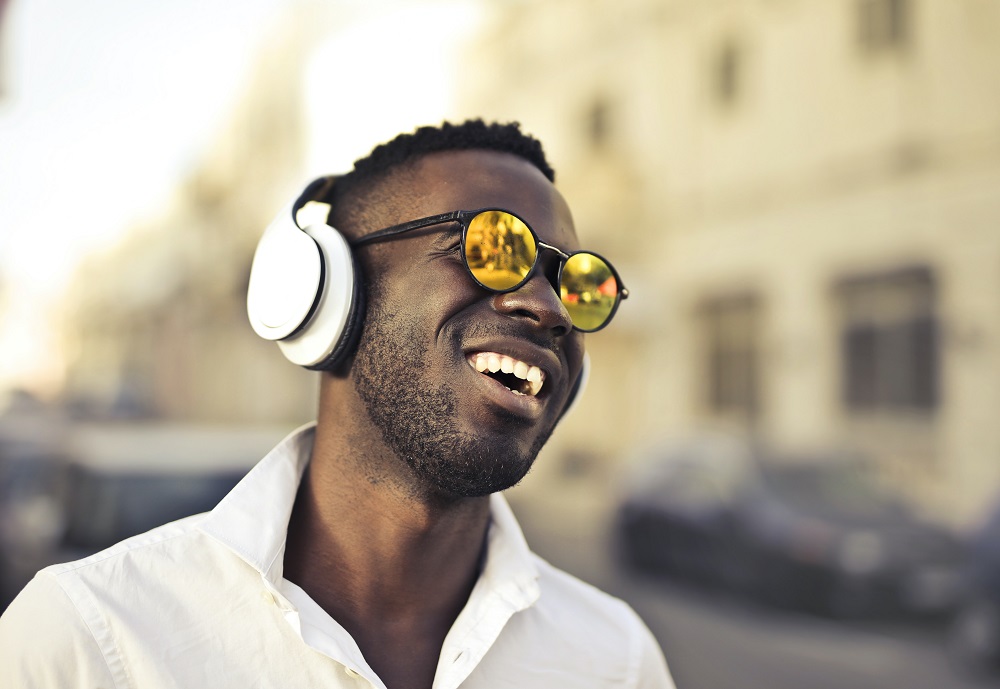 Lunettes de soleil polarisées : définition et avantages