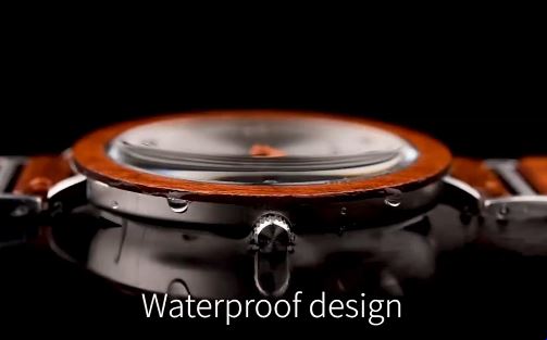 Montre en bois et résistance à l'eau