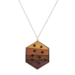 Collier pendentif hexagonal en bois original sautoir