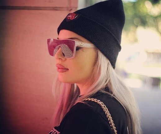 taylor monofly violet