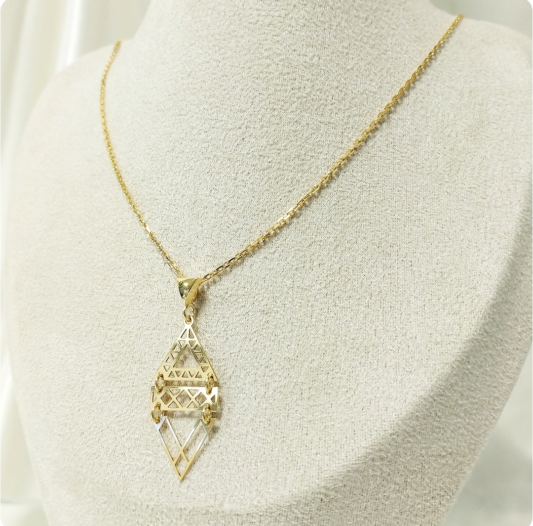 Collier pendentif triangles or