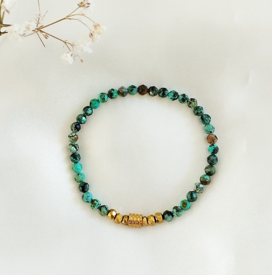 Bracelet turquoise africaine et hématites (6)