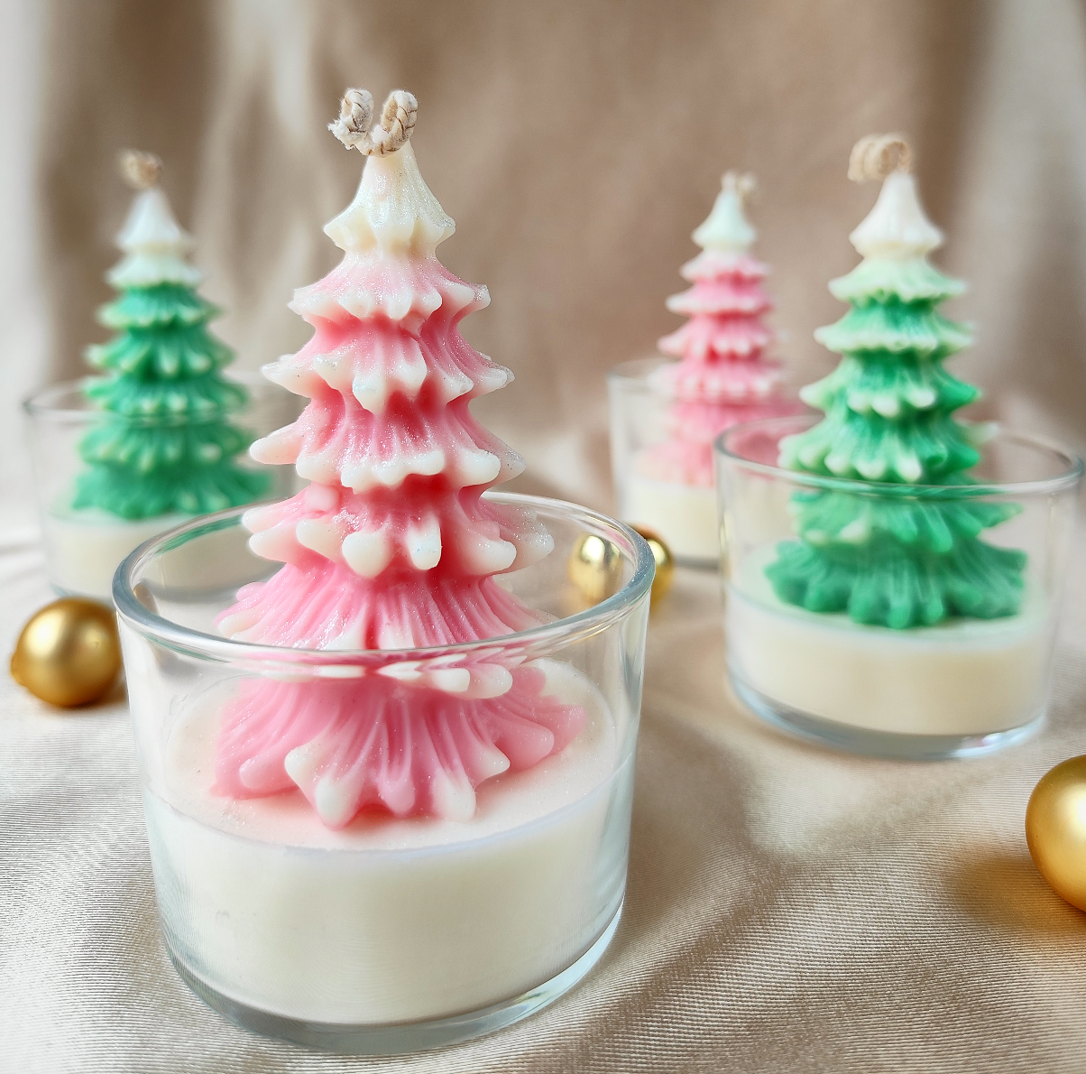 Bougie sapin de noel dans verre