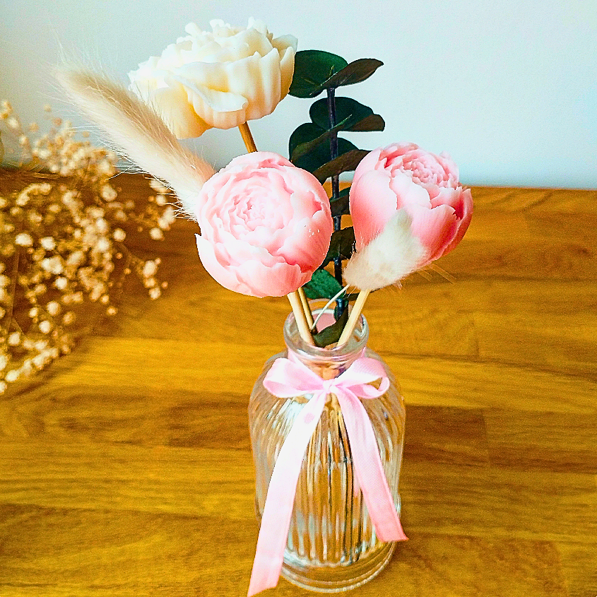 Bouquet de fleurs en cire - Bouquet fleuri n°1 - Fondants parfumés dans flacon de verre