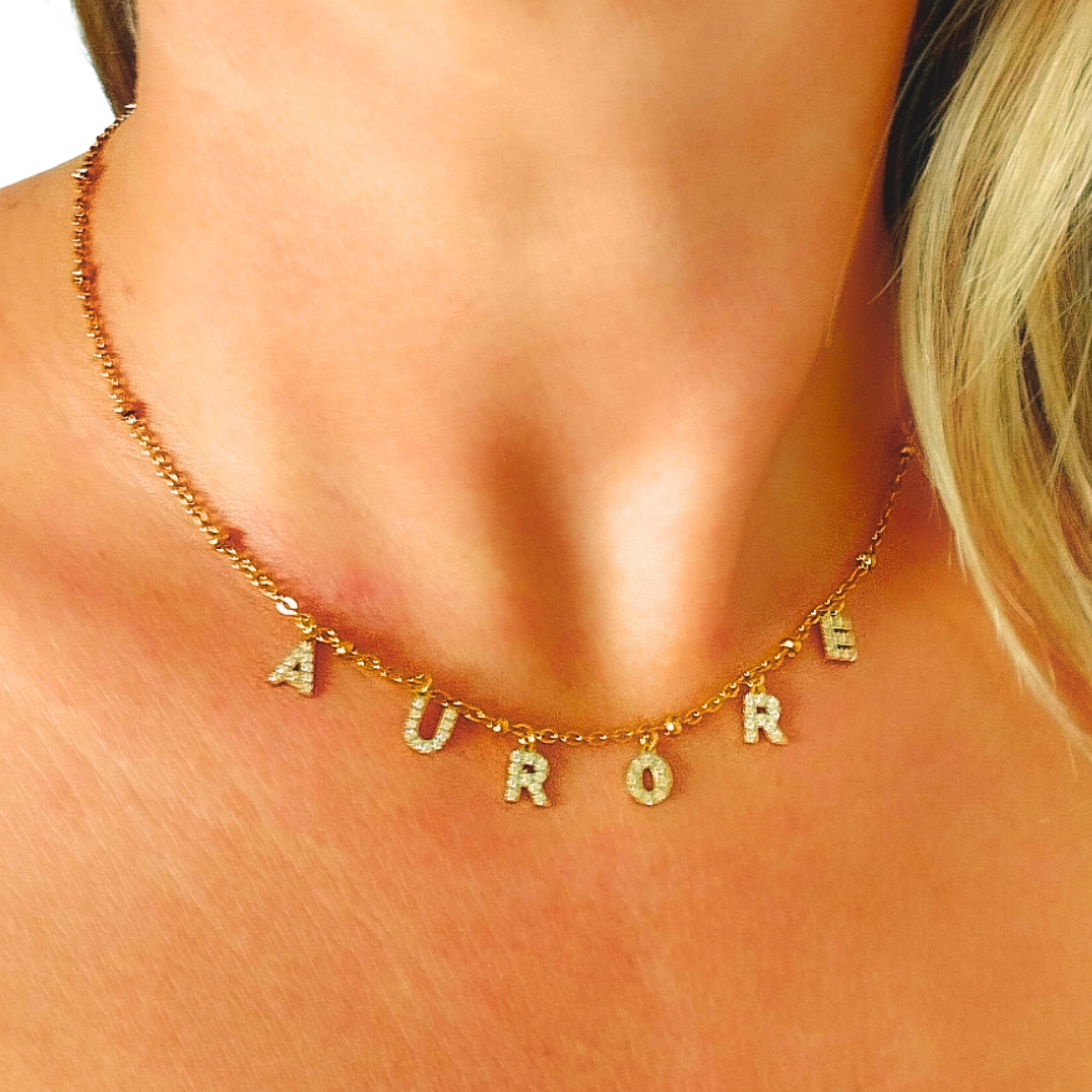 Collier personnalisable acier inoxydable et lettre en strass (1)