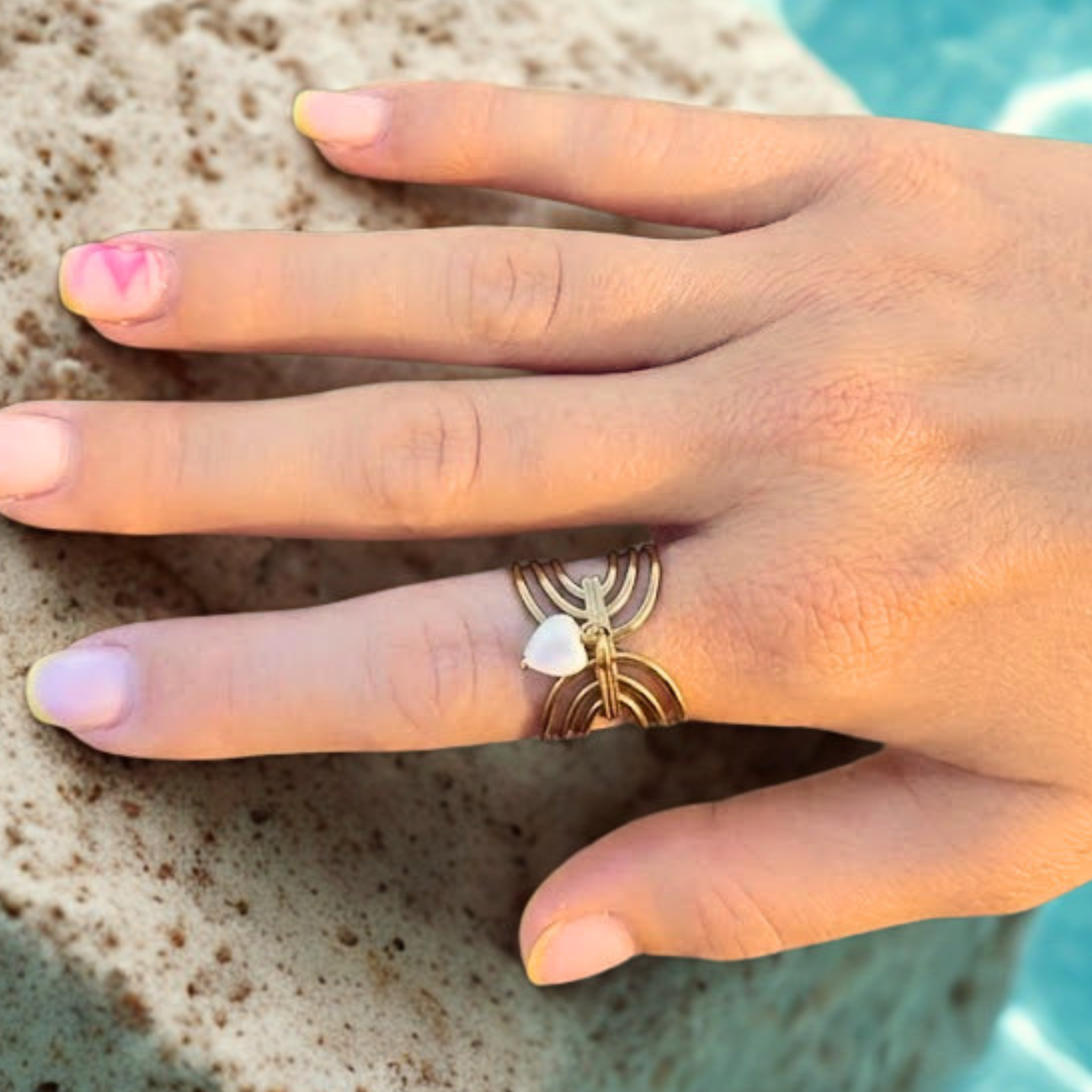 Bague acier inoxydable et breloque coeur en nacre (3)