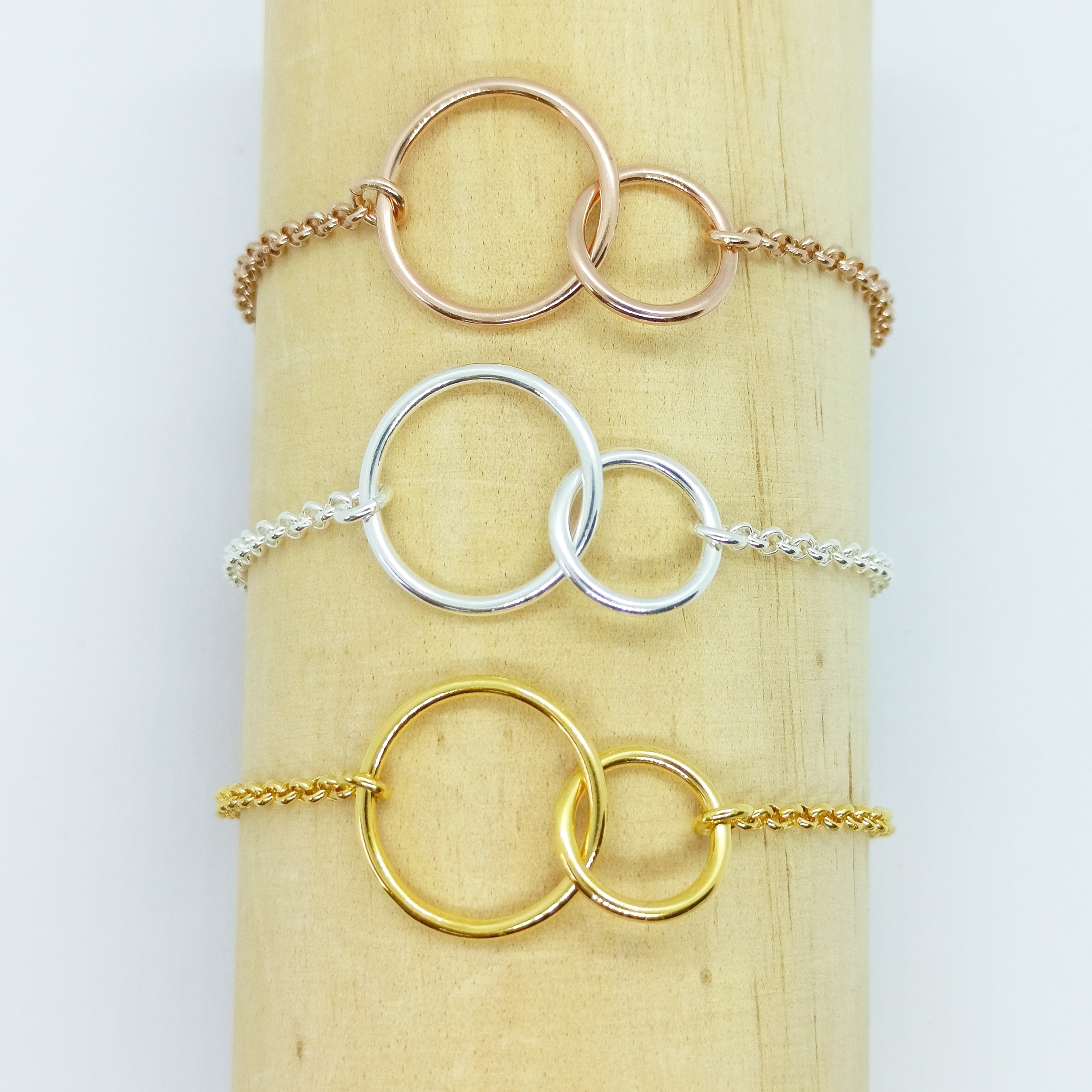 Bracelets anneaux unis