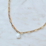 Collier maille rectangle pendentif trefle nacre acier inoxydable