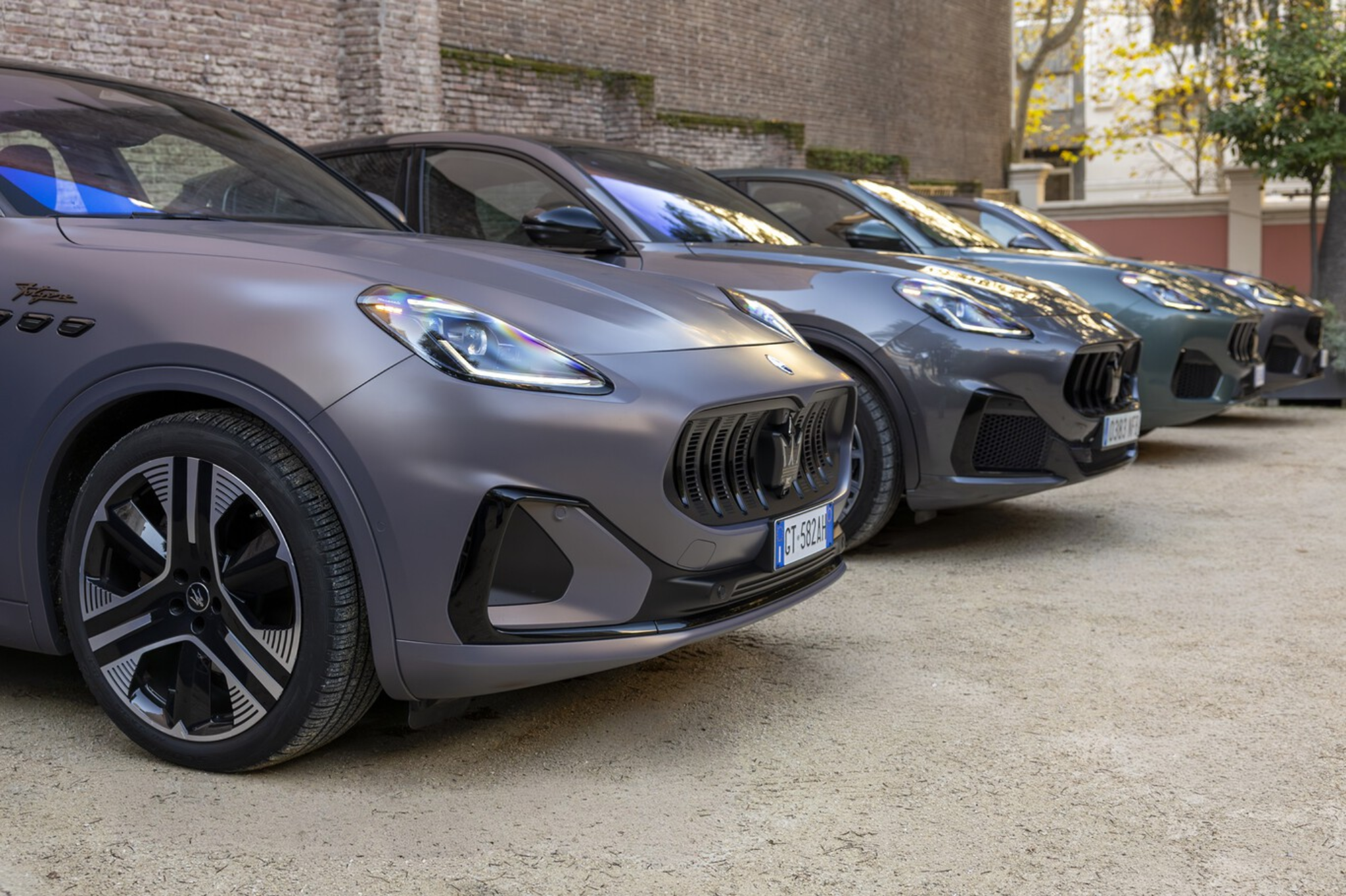Maserati Grecale face avant calandre premium