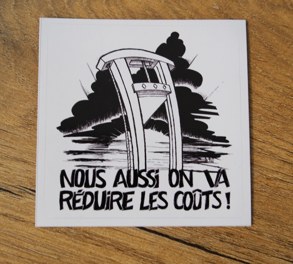 autocollant-guillotine-trouble-fait-2